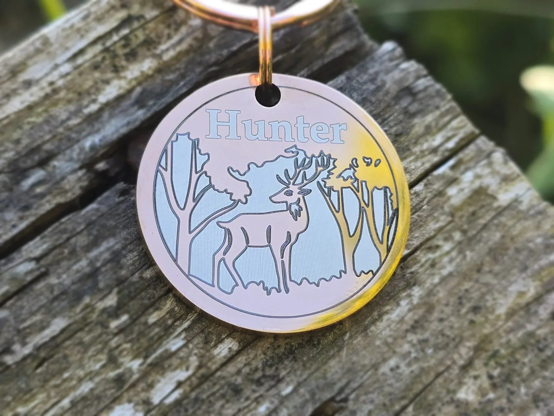 Deer / Hunter Design - Bark'n'Tag