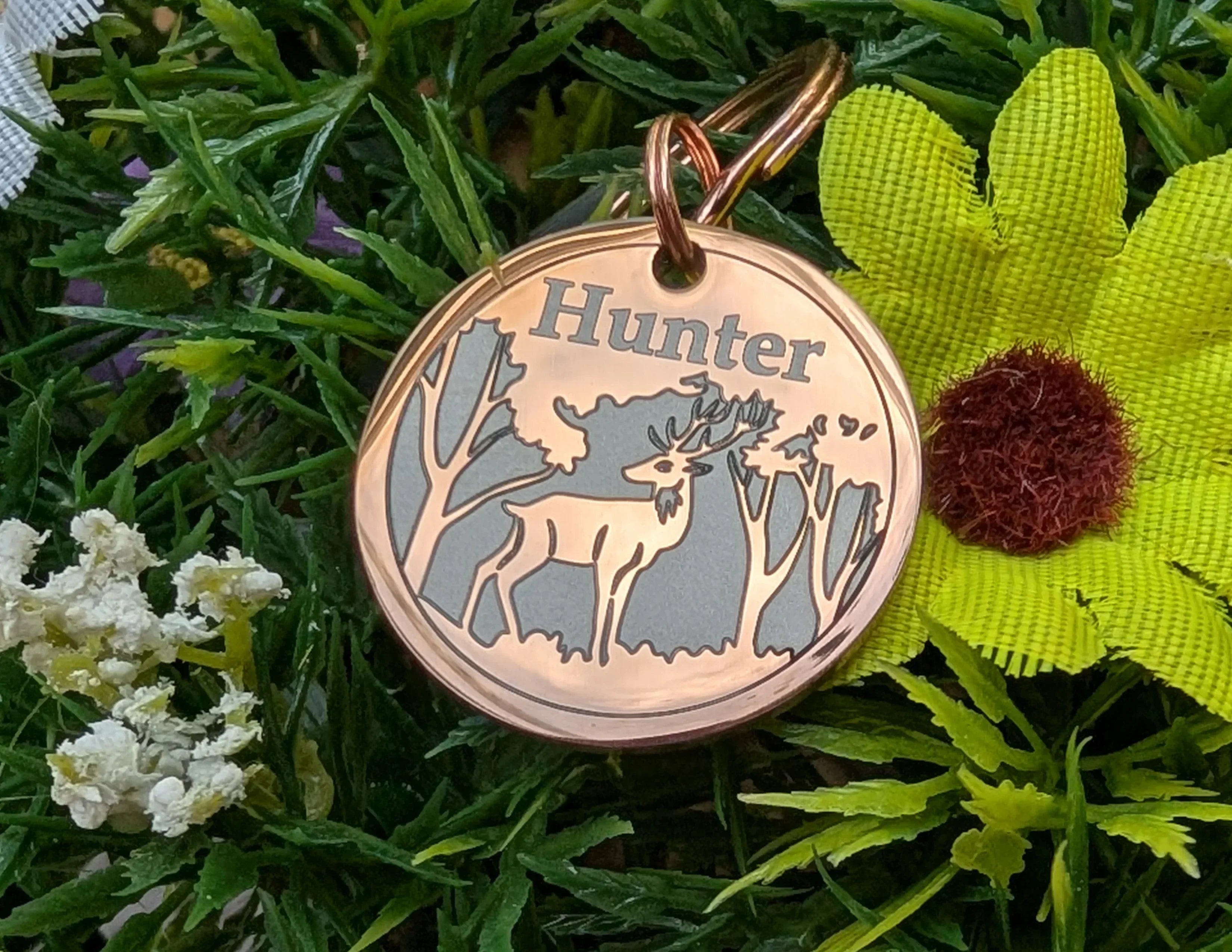 Deer / Hunter Design - Bark'n'Tag