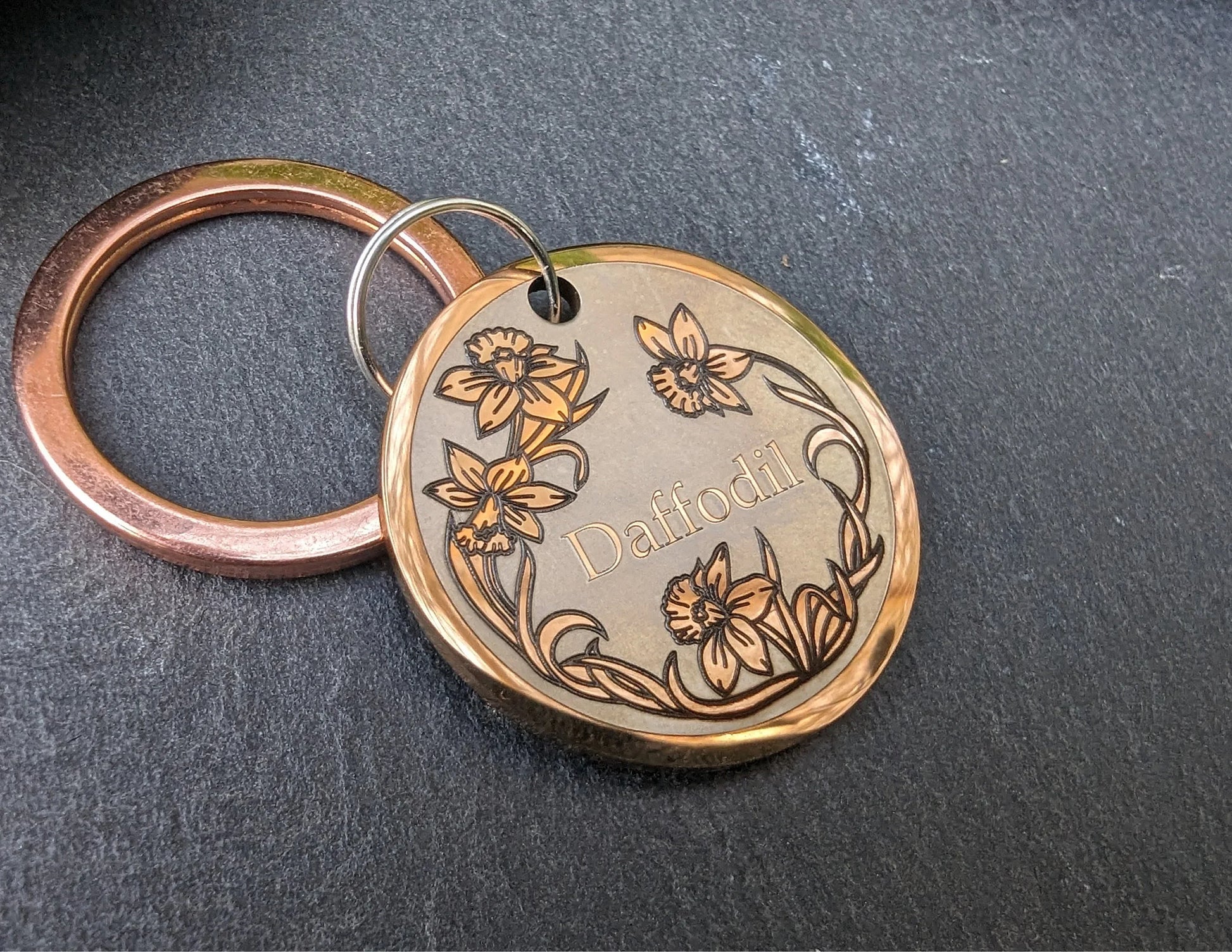 Daffodil Design - Bark'n'Tag