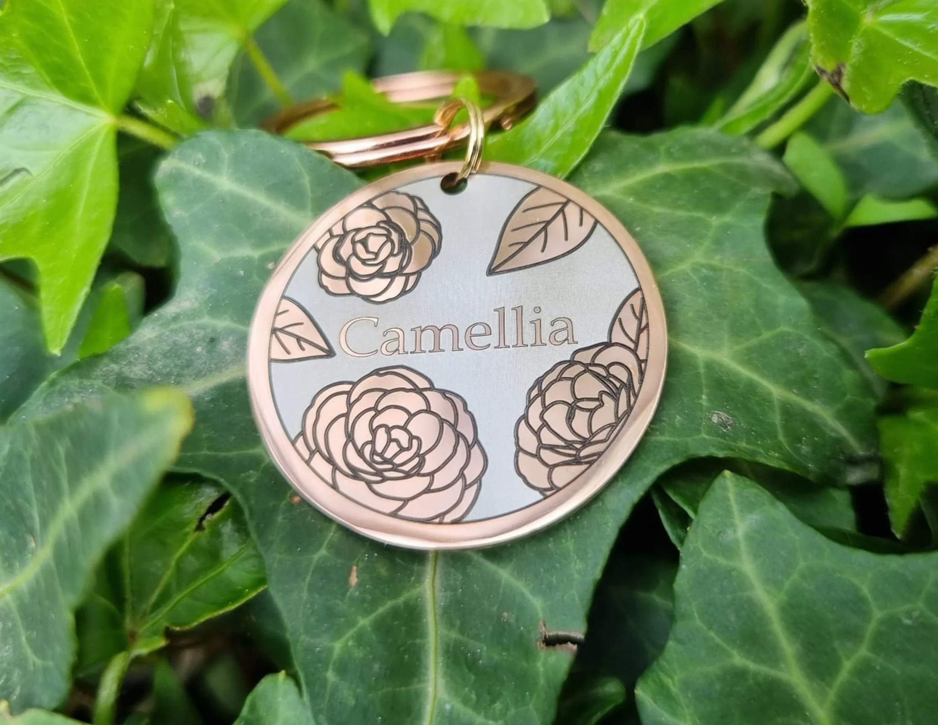 Camellia Design - Bark'n'Tag